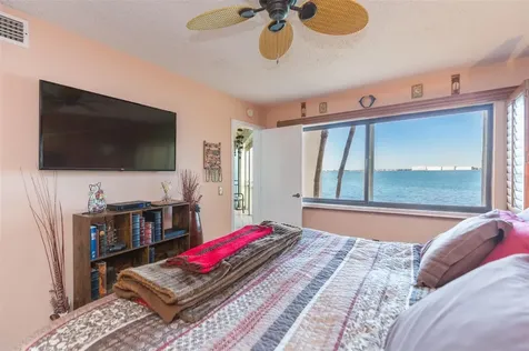 5633 Puerta Del Sol Boulevard S St Petersburg FL 33715
