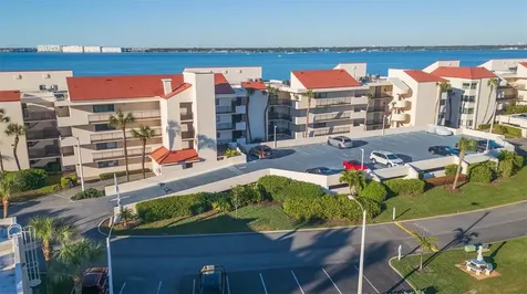 5633 Puerta Del Sol Boulevard S St Petersburg FL 33715
