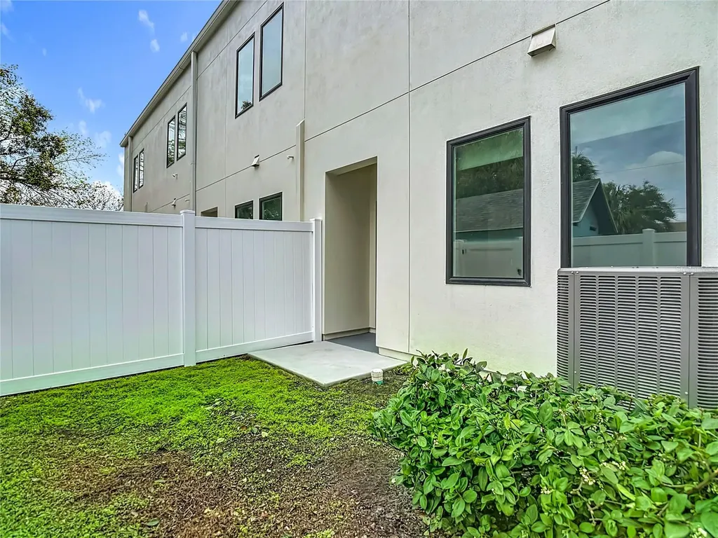 2108 E 22nd Avenue Tampa FL 33605