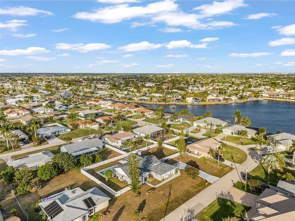211 SW 47th Street Cape Coral FL 33914