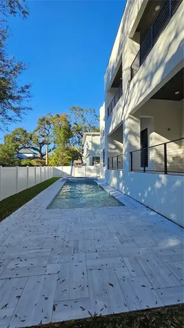 3207 S Manhattan Avenue Tampa FL 33629