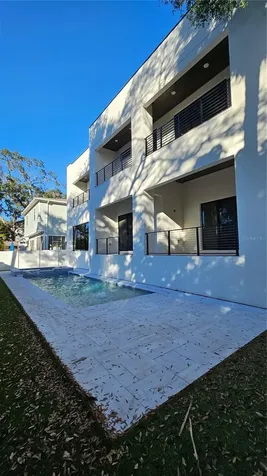 3207 S Manhattan Avenue Tampa FL 33629