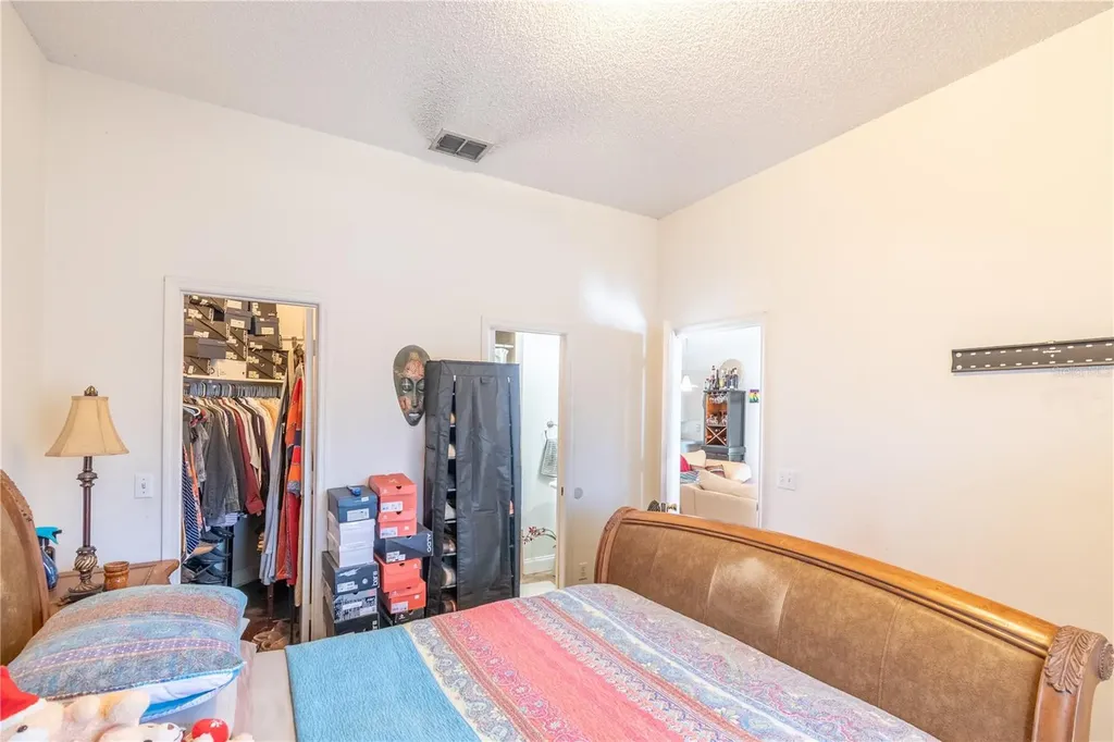 5501 Chatham Woods Court Orlando FL 32808