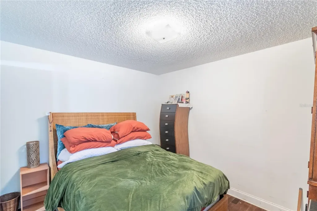 5501 Chatham Woods Court Orlando FL 32808
