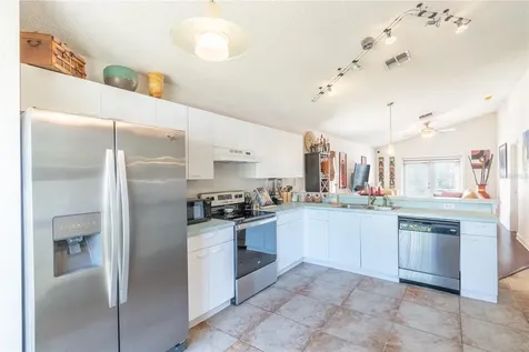 5501 Chatham Woods Court Orlando FL 32808