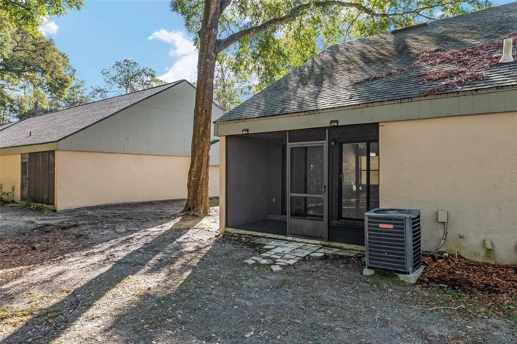 7200 SW 8th Avenue Gainesville FL 32607