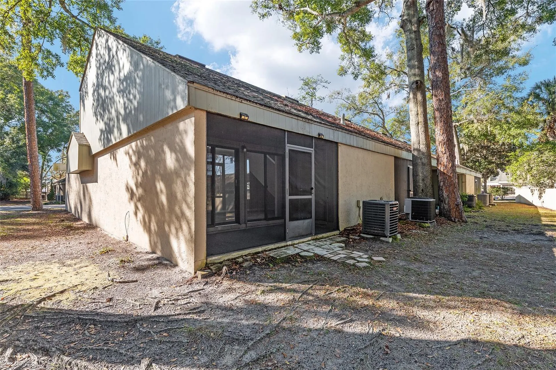 7200 SW 8th Avenue Gainesville FL 32607