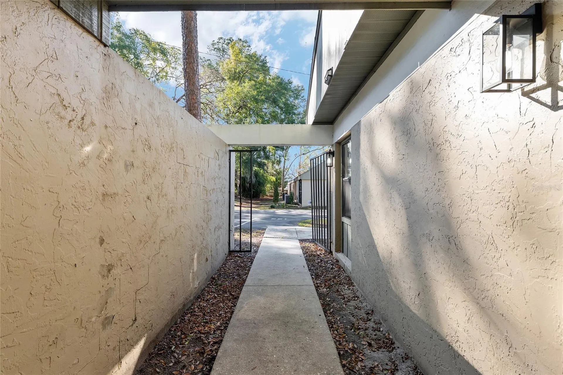 7200 SW 8th Avenue Gainesville FL 32607