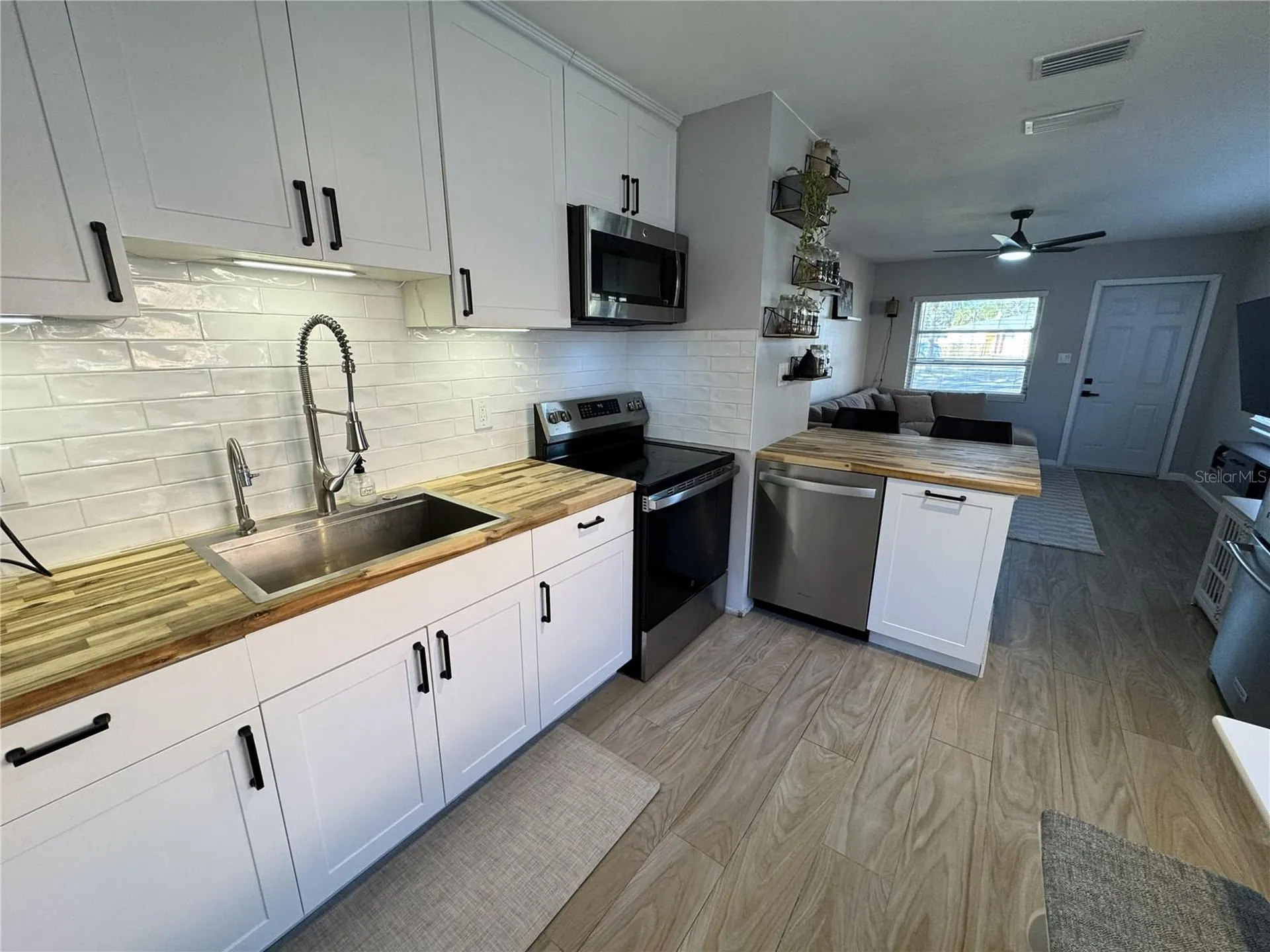 1863 Pasadena Drive Dunedin FL 34698