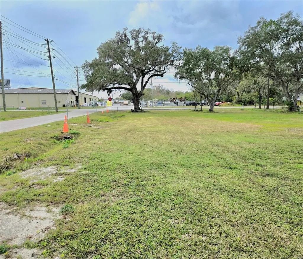 3416 Flat Road Lakeland FL 33801