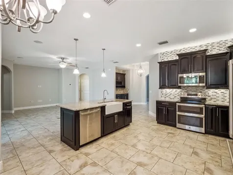 3697 Chandler Estates Drive Apopka FL 32712