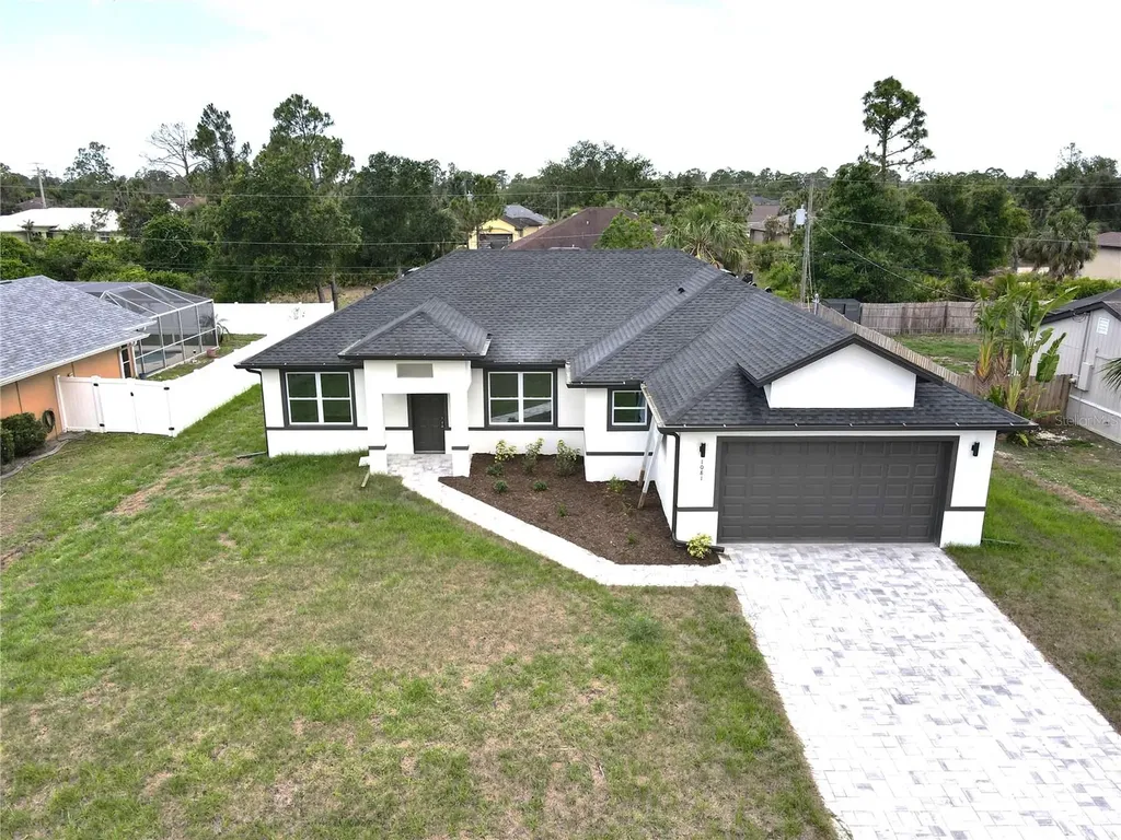 1081 Mccrory Street North Port FL 34286