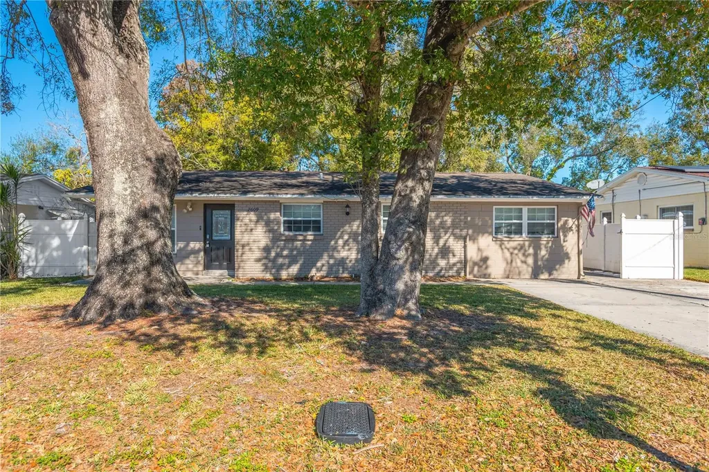 2609 Lorraine Street Tampa FL 33614