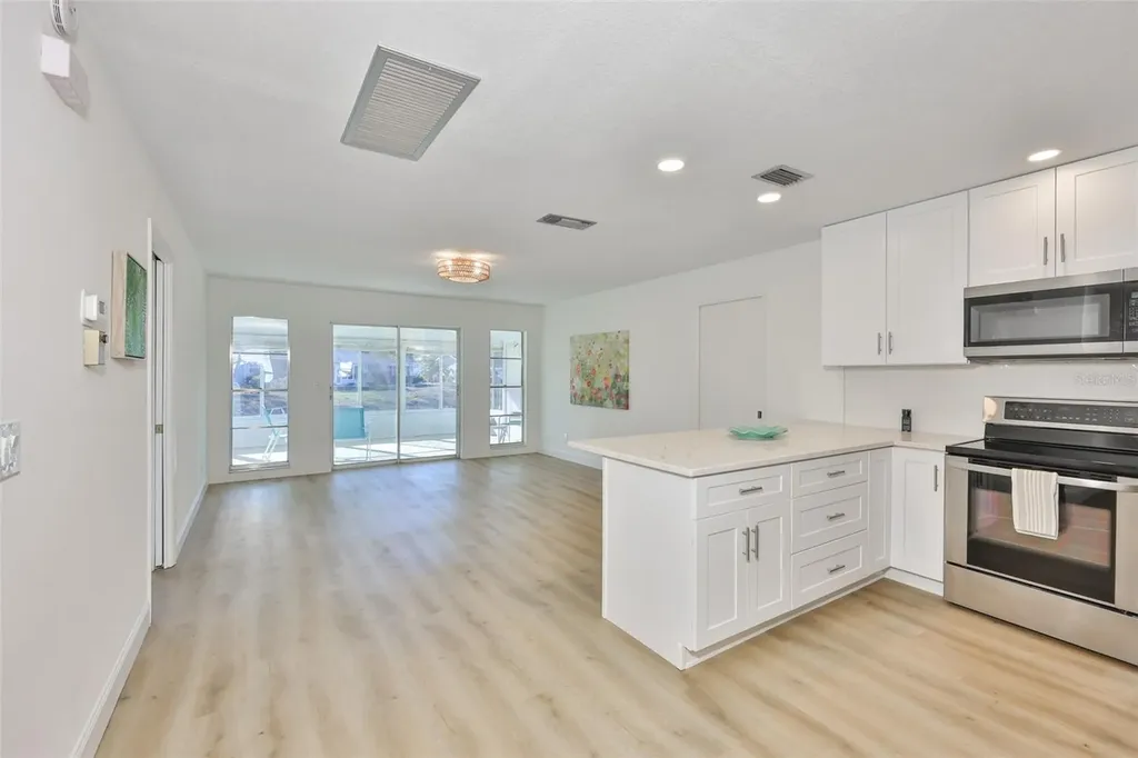 325 Green Manor Drive Sun City Center FL 33573