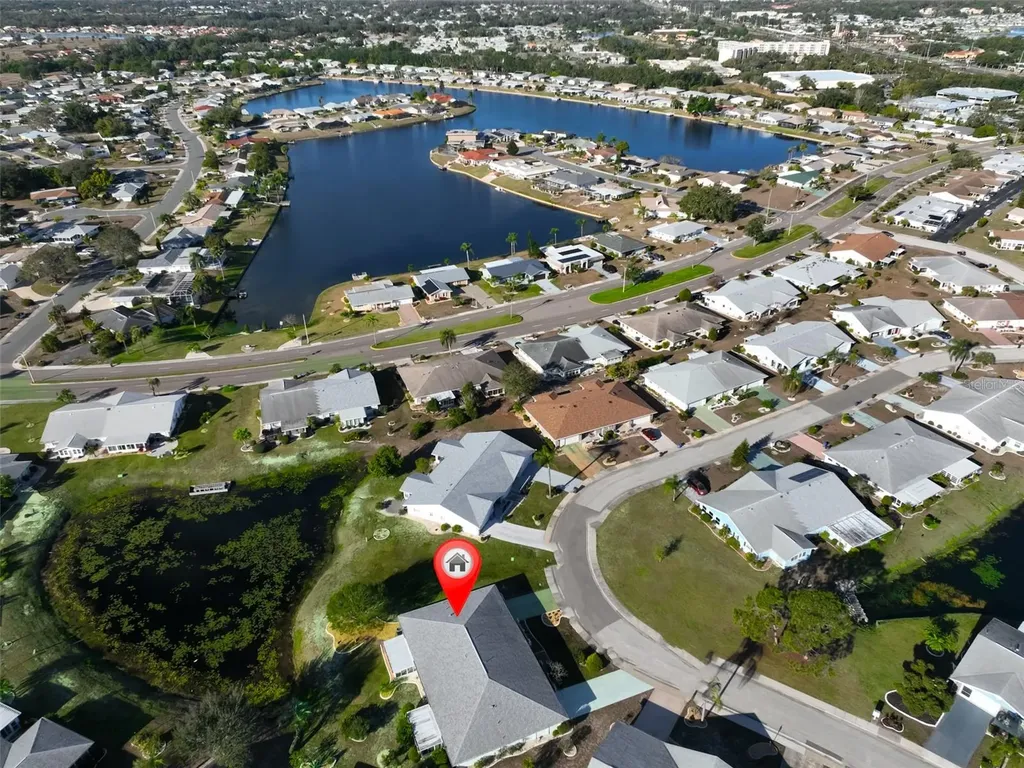 325 Green Manor Drive Sun City Center FL 33573