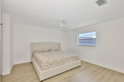 325 Green Manor Drive Sun City Center FL 33573