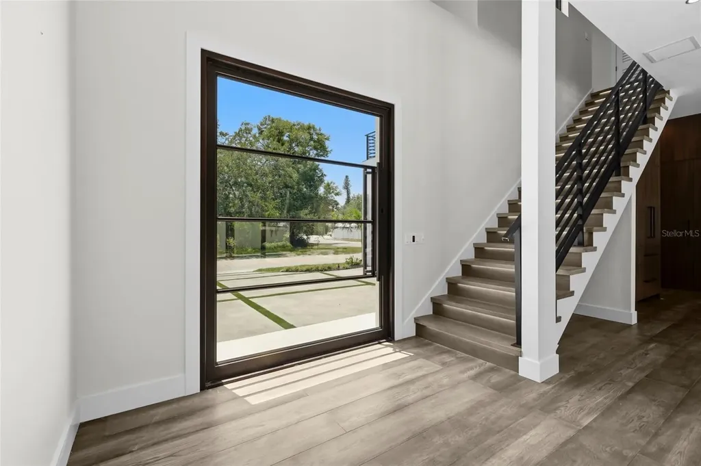 2604 Sydelle Street Sarasota FL 34237