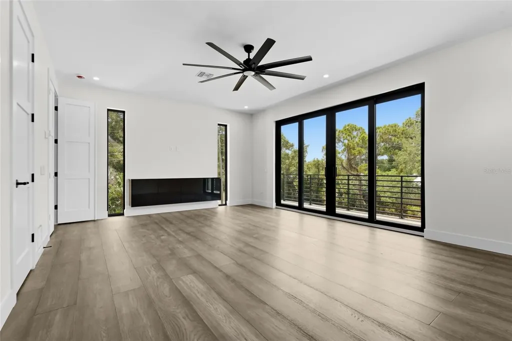 2604 Sydelle Street Sarasota FL 34237