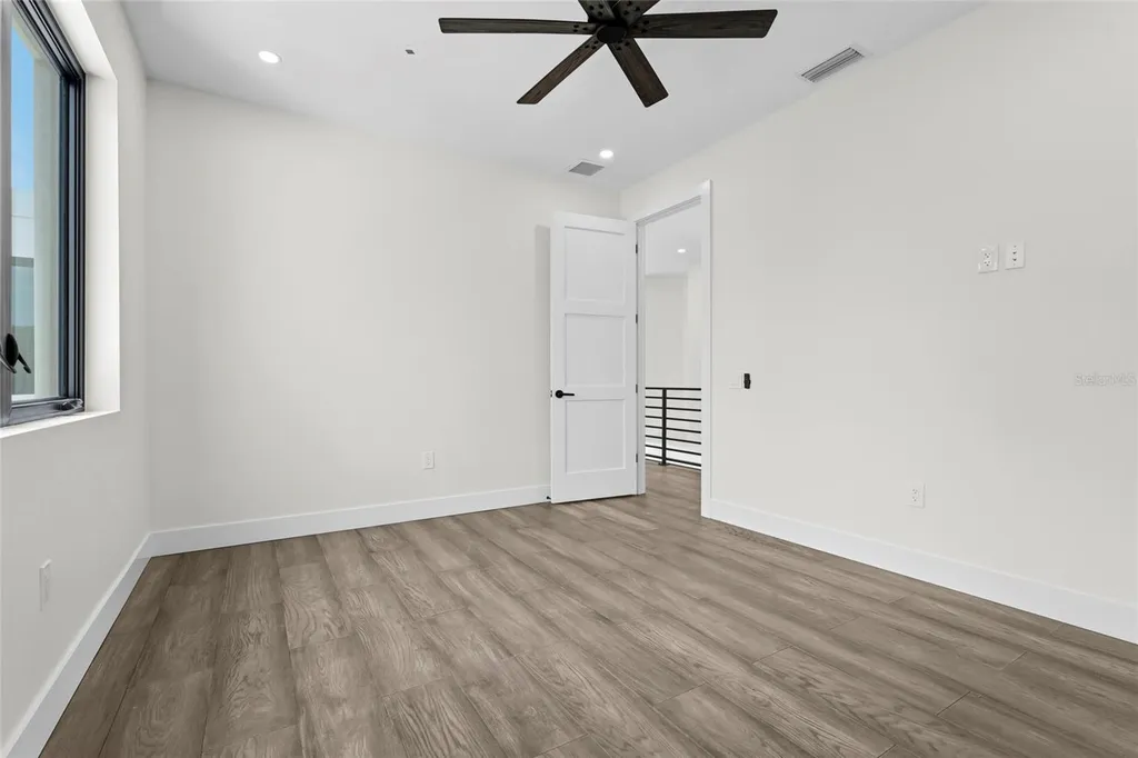 2604 Sydelle Street Sarasota FL 34237