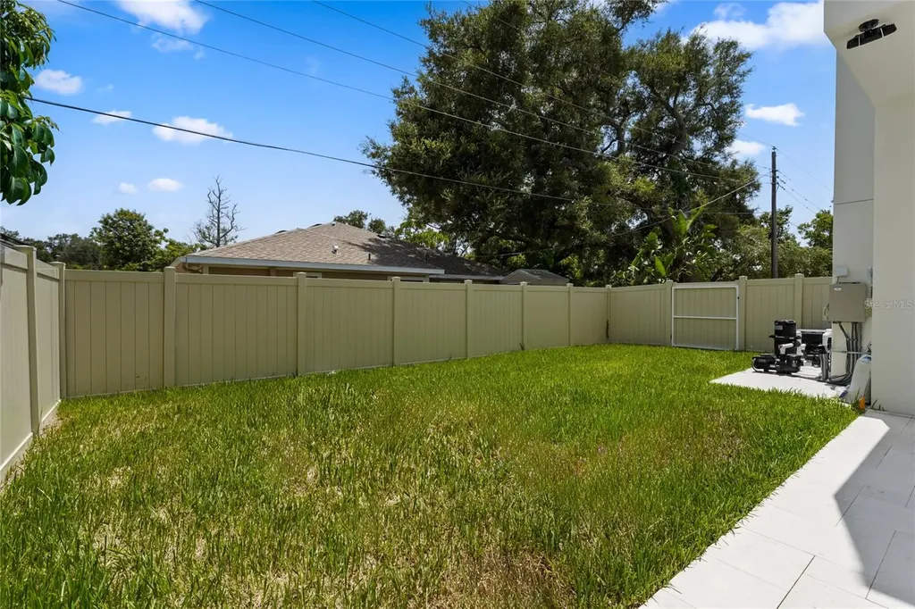 2604 Sydelle Street Sarasota FL 34237
