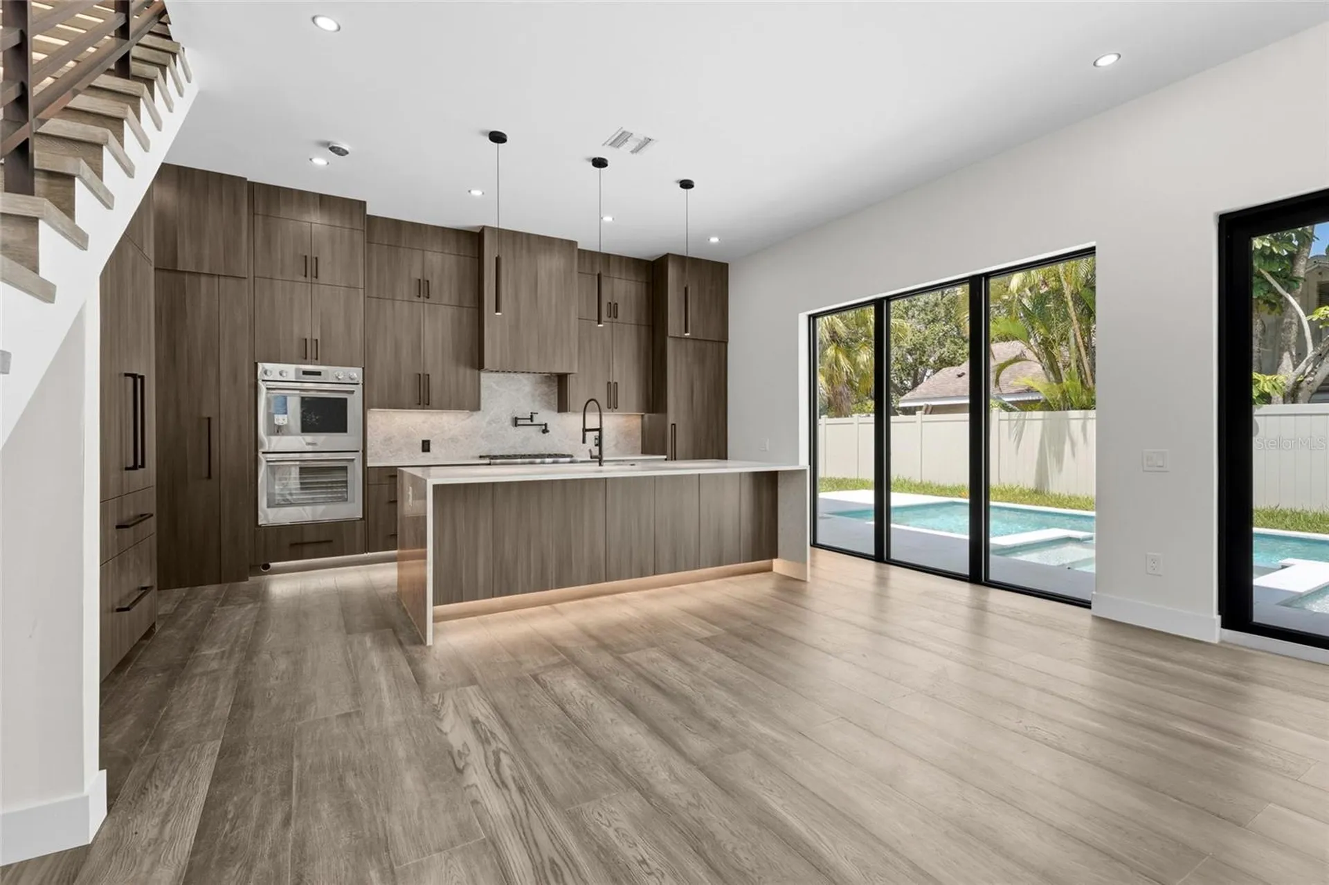 2604 Sydelle Street Sarasota FL 34237