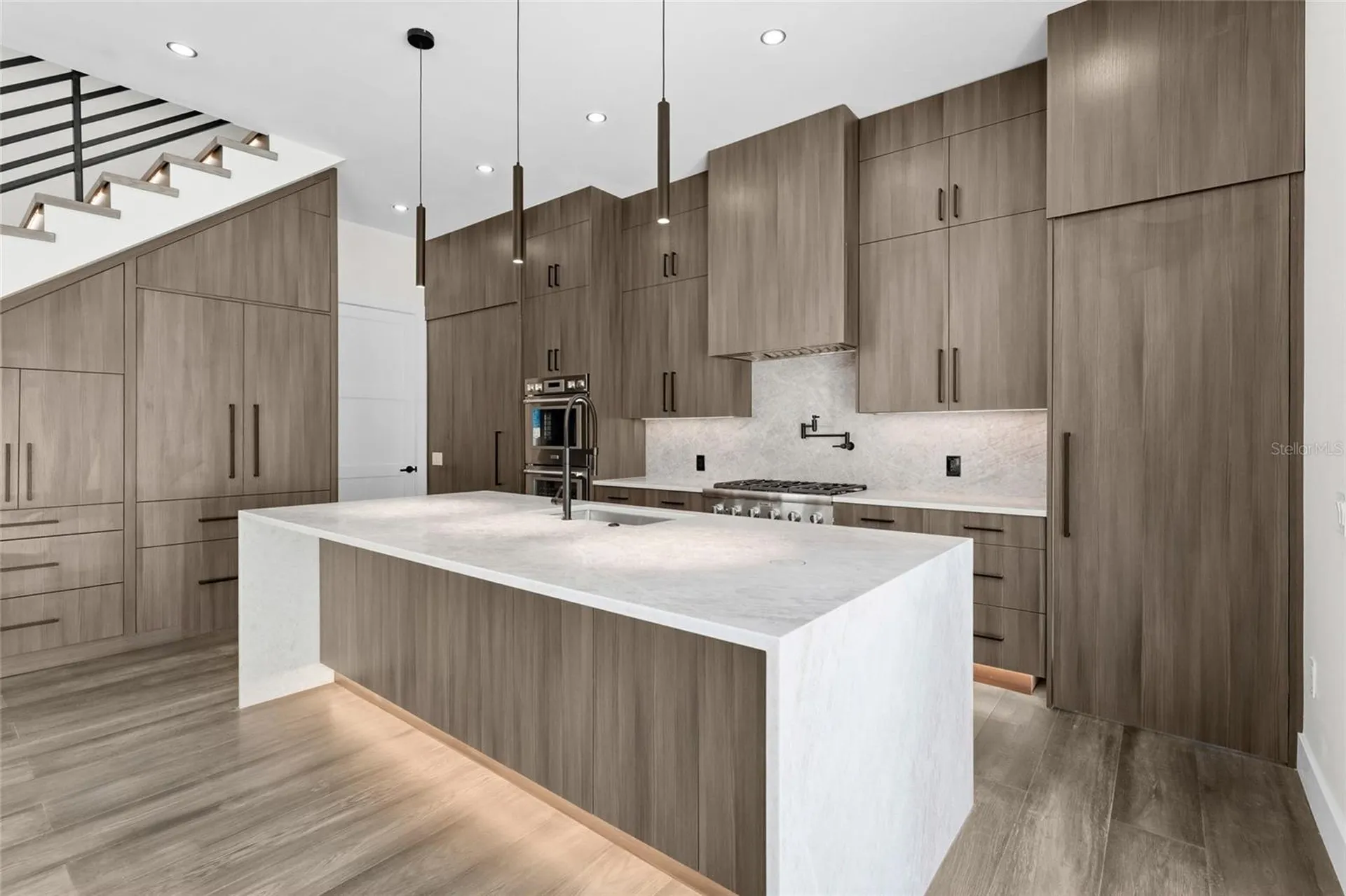 2604 Sydelle Street Sarasota FL 34237