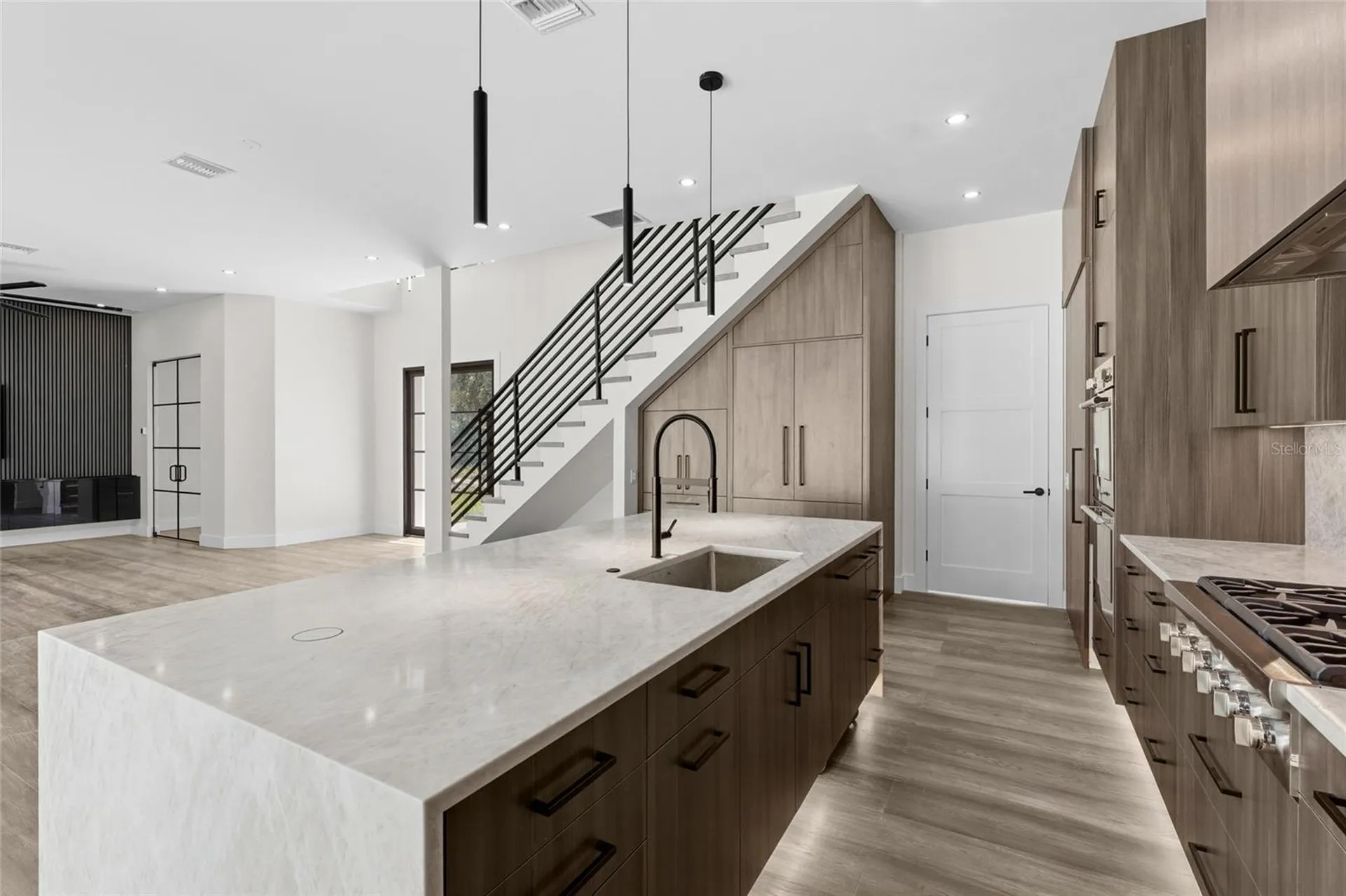2604 Sydelle Street Sarasota FL 34237
