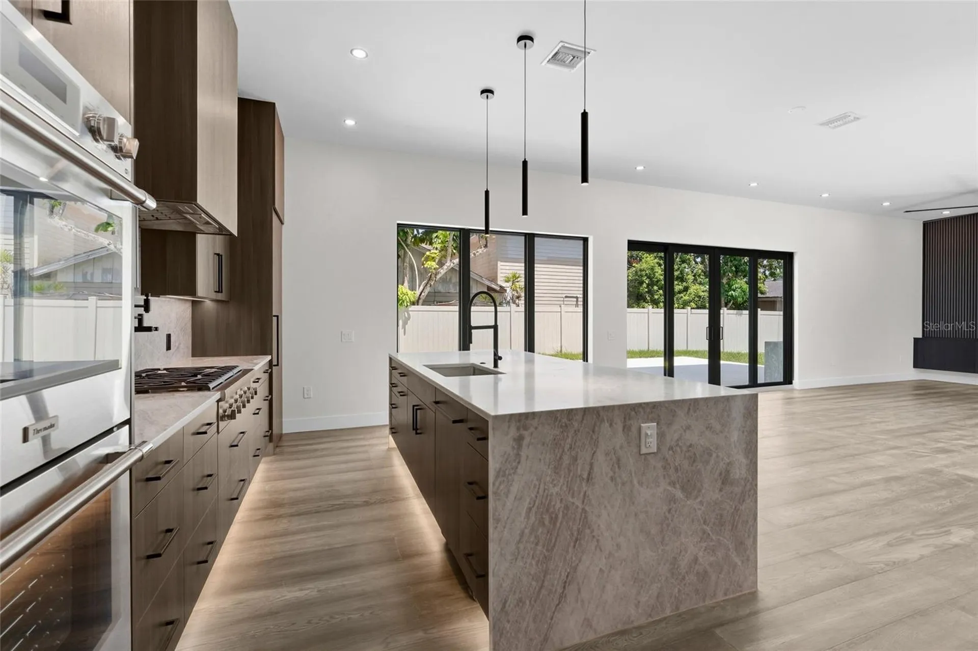 2604 Sydelle Street Sarasota FL 34237