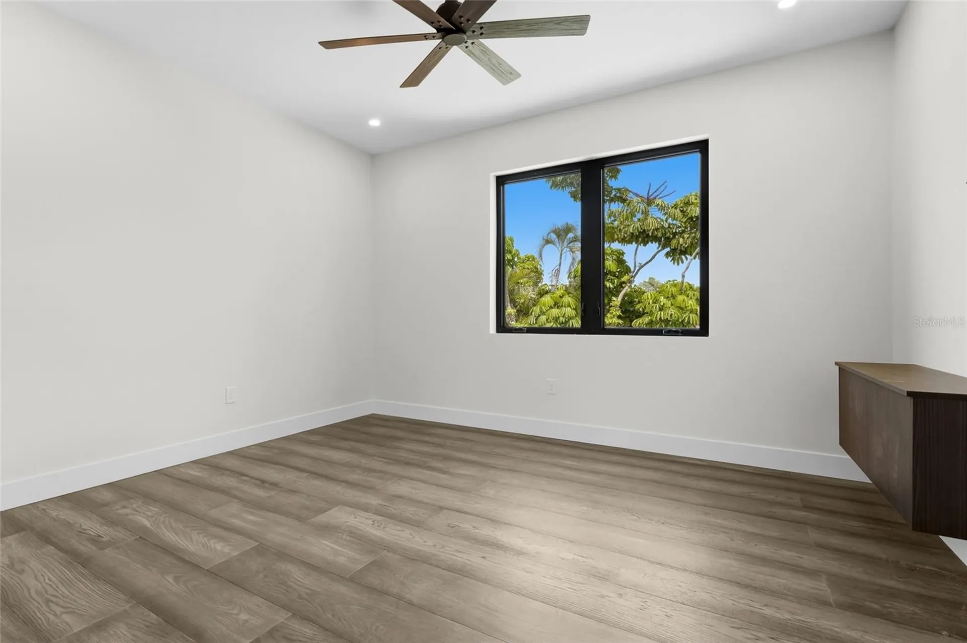 2604 Sydelle Street Sarasota FL 34237