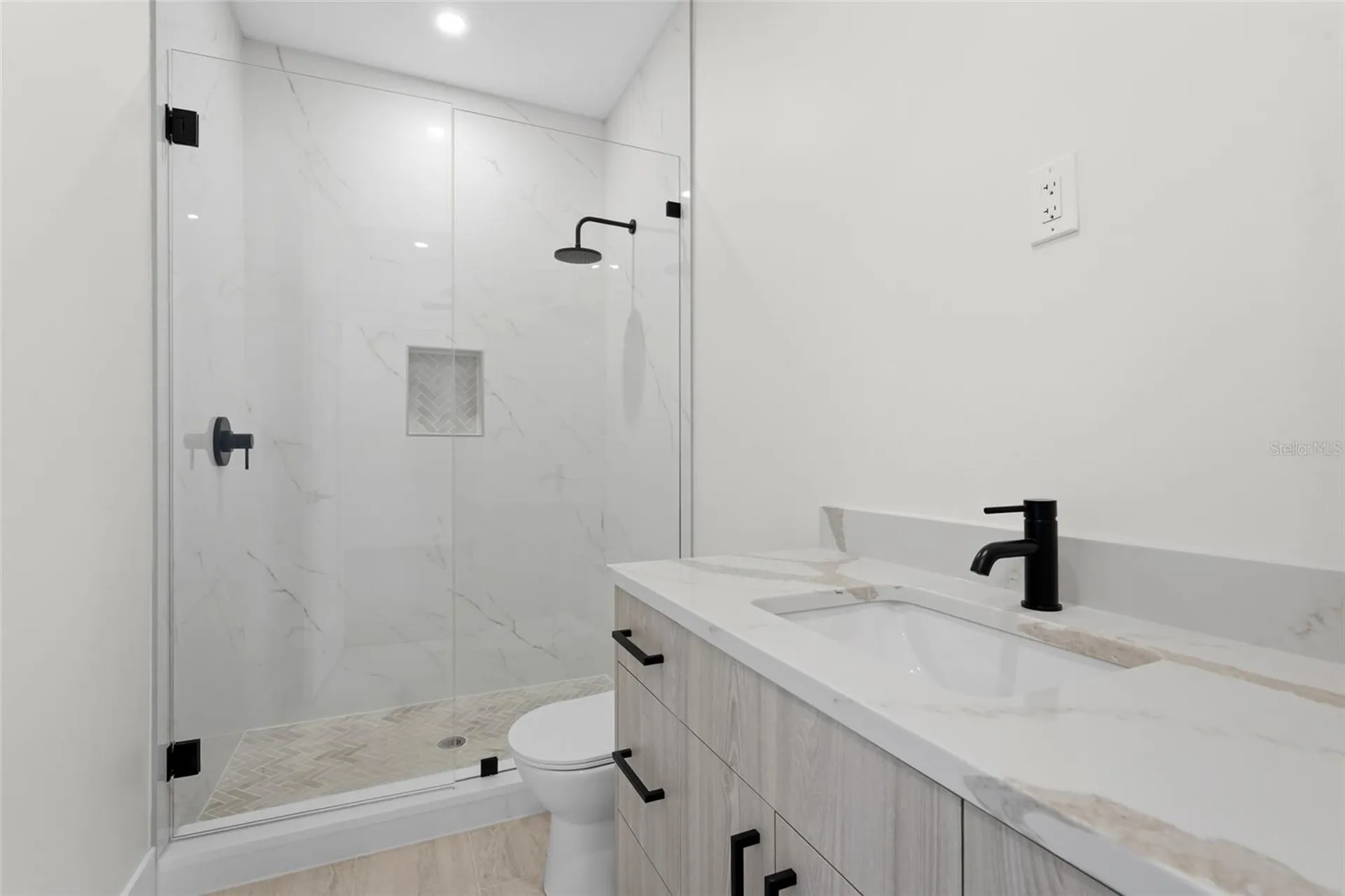 2604 Sydelle Street Sarasota FL 34237