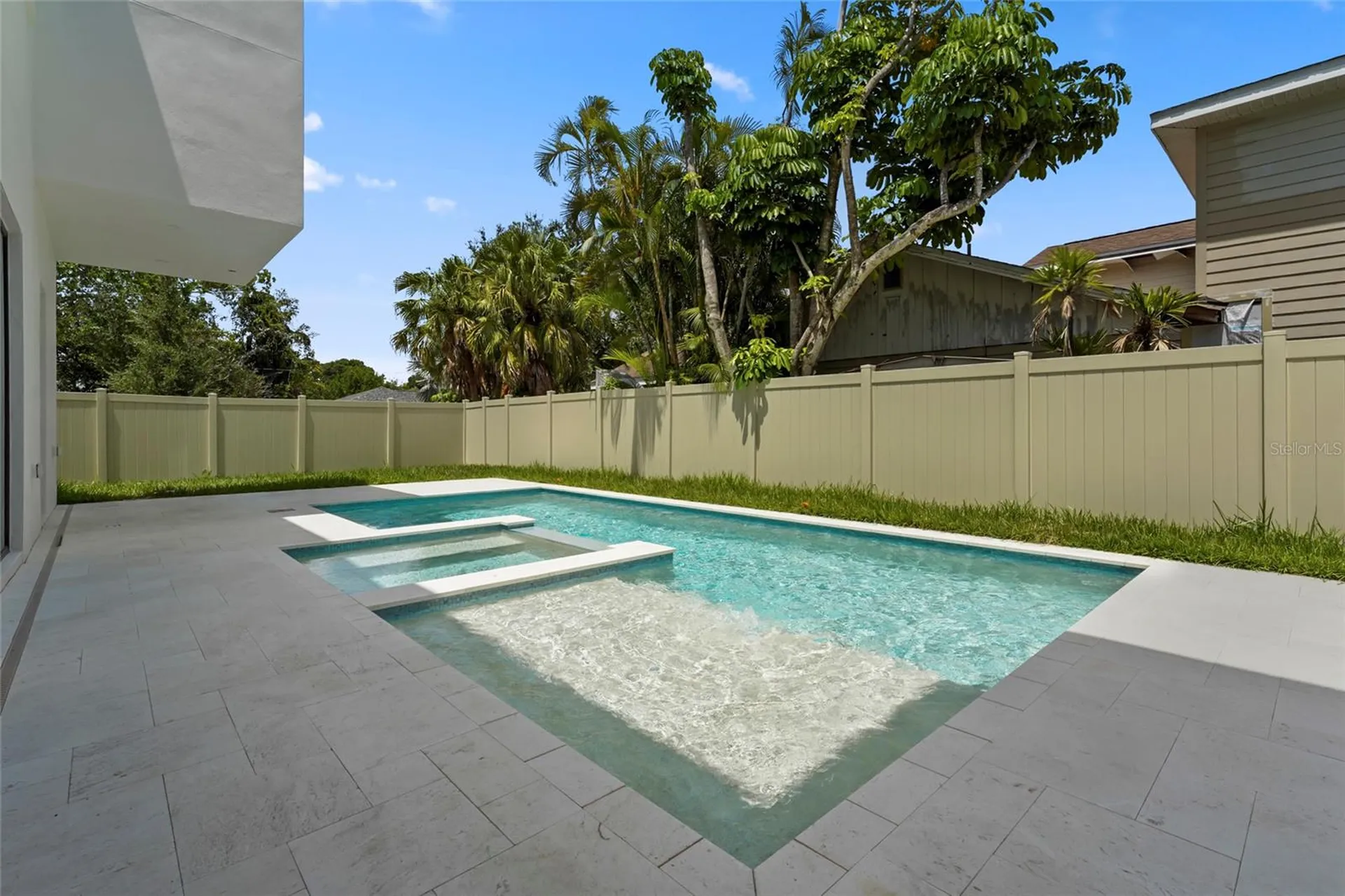 2604 Sydelle Street Sarasota FL 34237