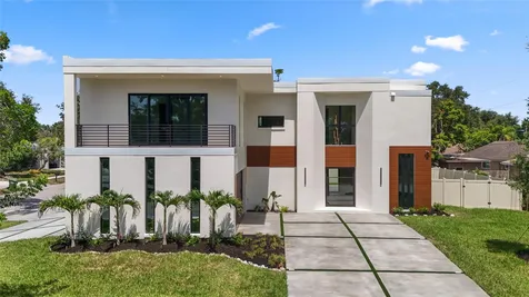 2604 Sydelle Street Sarasota FL 34237
