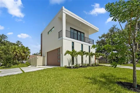 2604 Sydelle Street Sarasota FL 34237