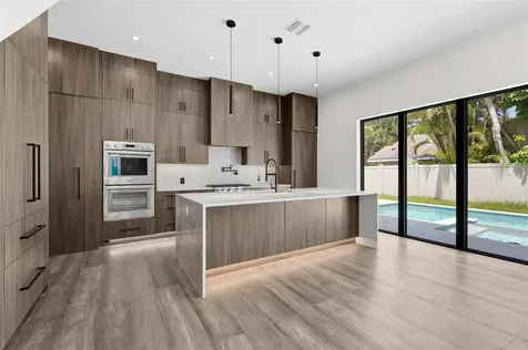 2604 Sydelle Street Sarasota FL 34237