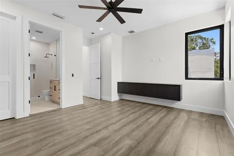 2604 Sydelle Street Sarasota FL 34237