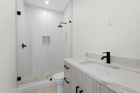 2604 Sydelle Street Sarasota FL 34237
