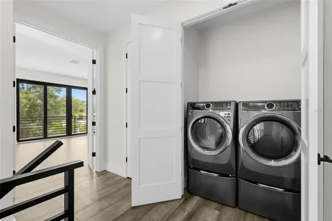 2604 Sydelle Street Sarasota FL 34237