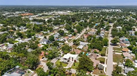 2604 Sydelle Street Sarasota FL 34237