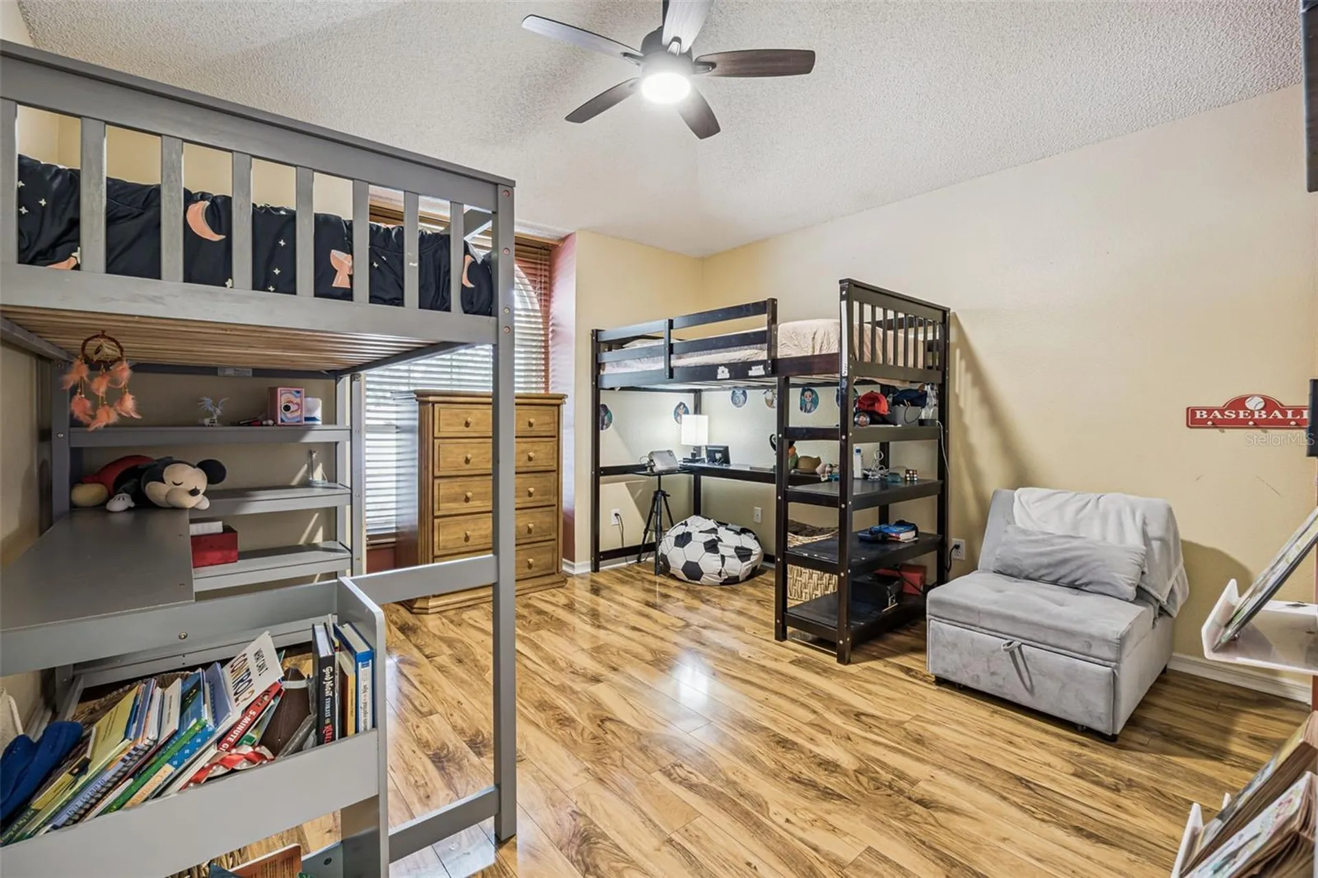 2313 Runyon Court Orlando FL 32837