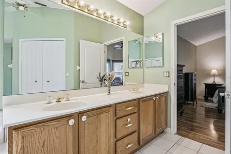 2313 Runyon Court Orlando FL 32837