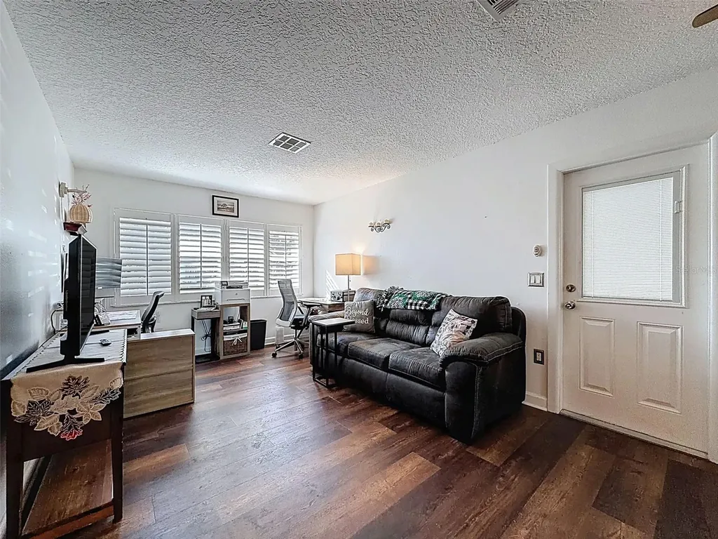 8331 Bluebonnet Place New Port Richey FL 34653