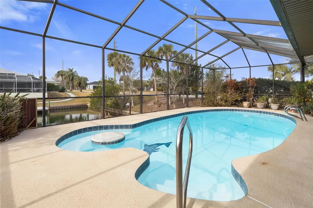 2 Claridge Court S Palm Coast FL 32137