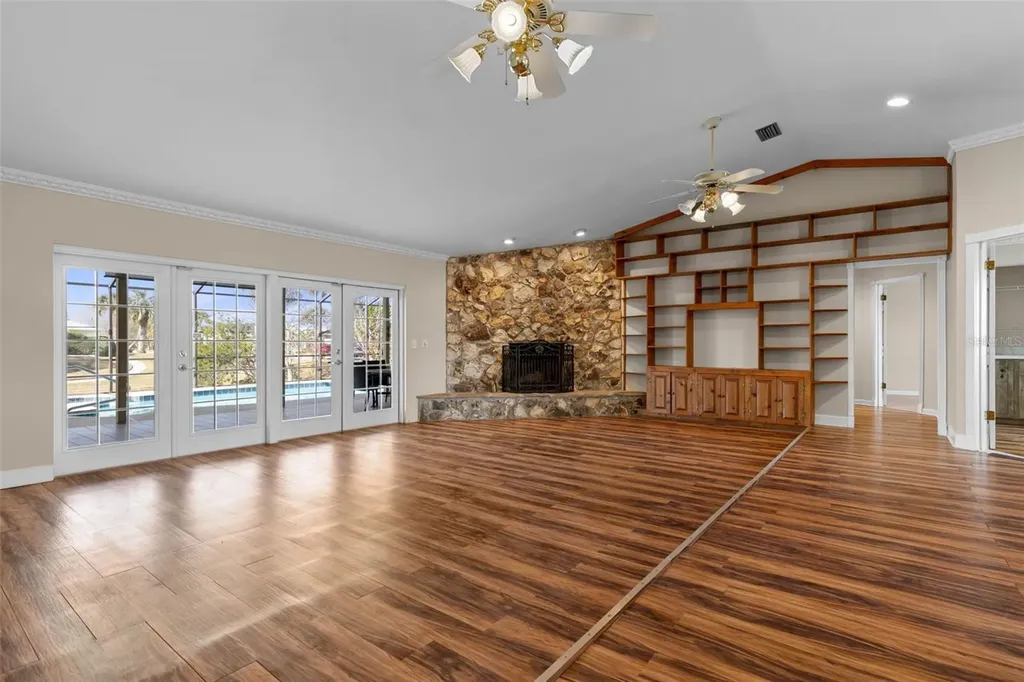 2 Claridge Court S Palm Coast FL 32137