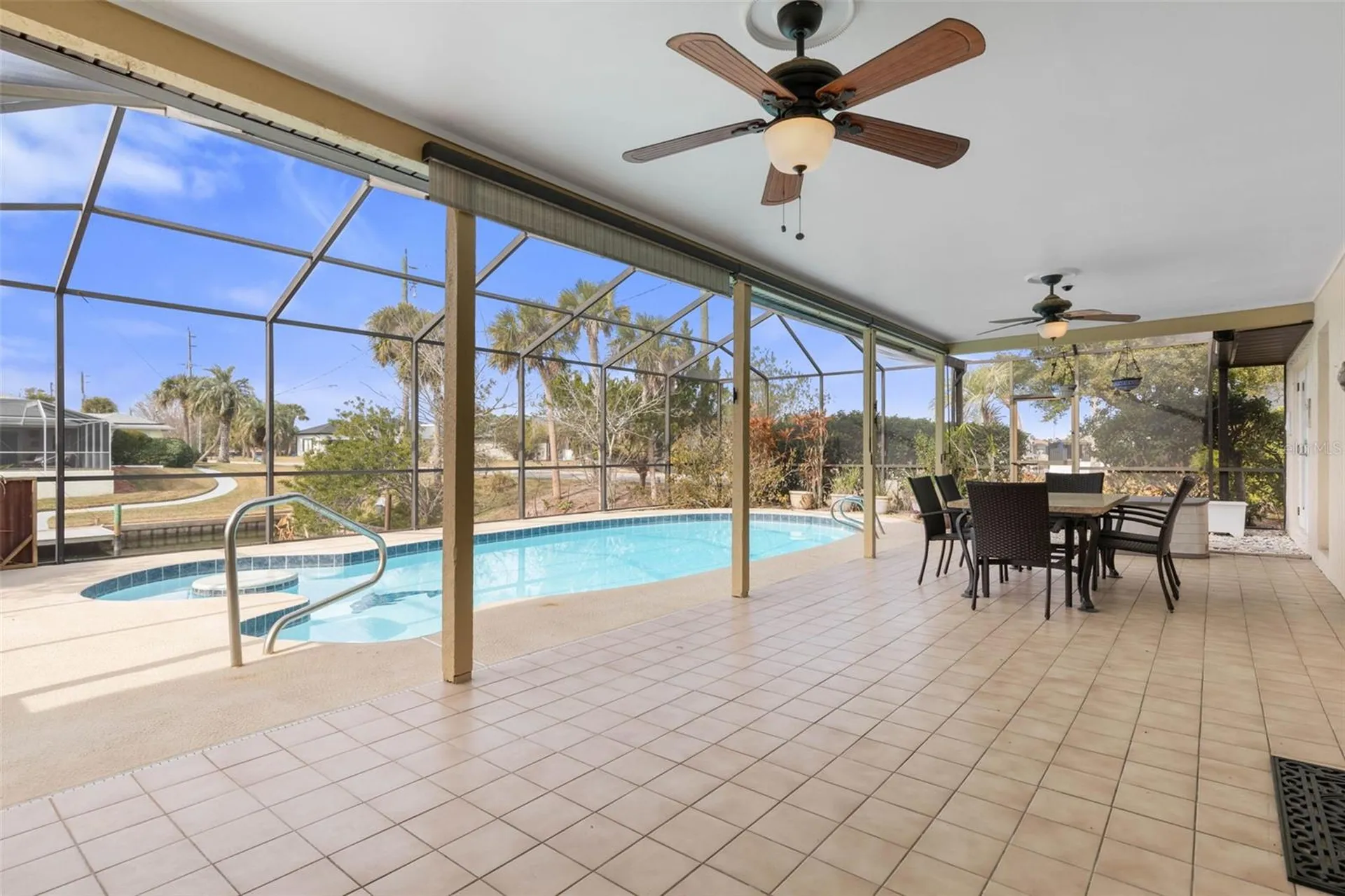 2 Claridge Court S Palm Coast FL 32137