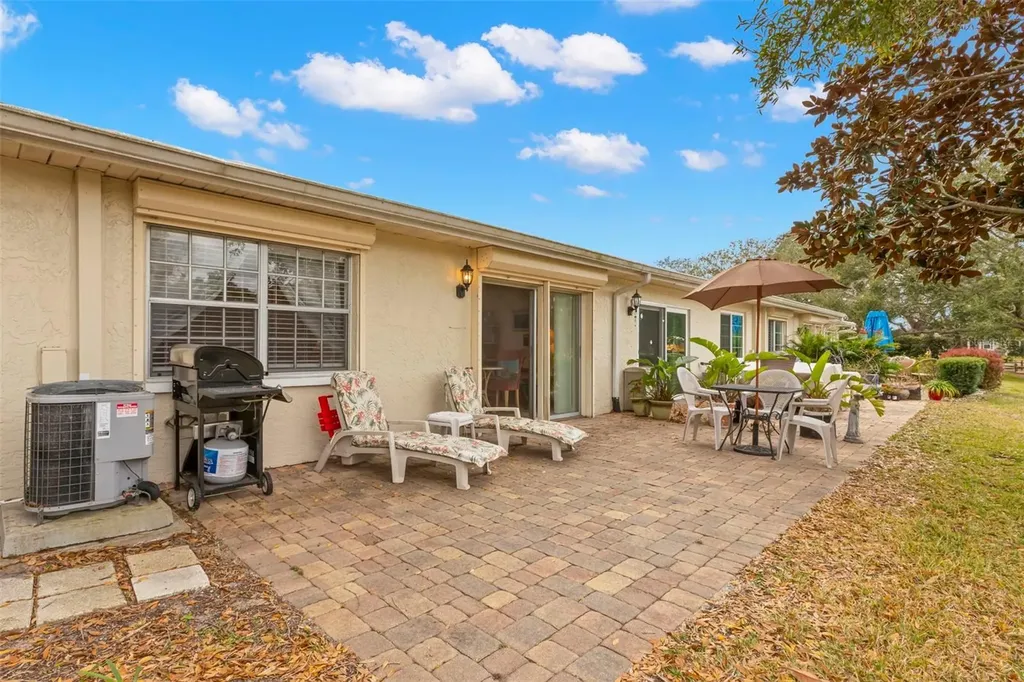 1084 Dunrobin Drive Palm Harbor FL 34684