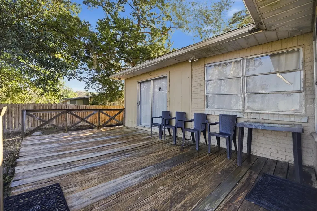 872 Lake Shore Terrace Interlachen FL 32148
