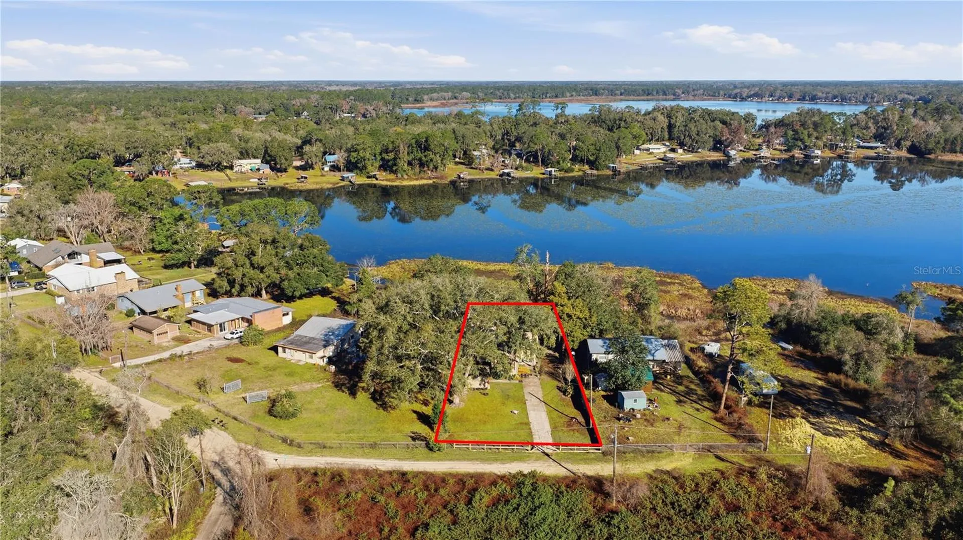 872 Lake Shore Terrace Interlachen FL 32148