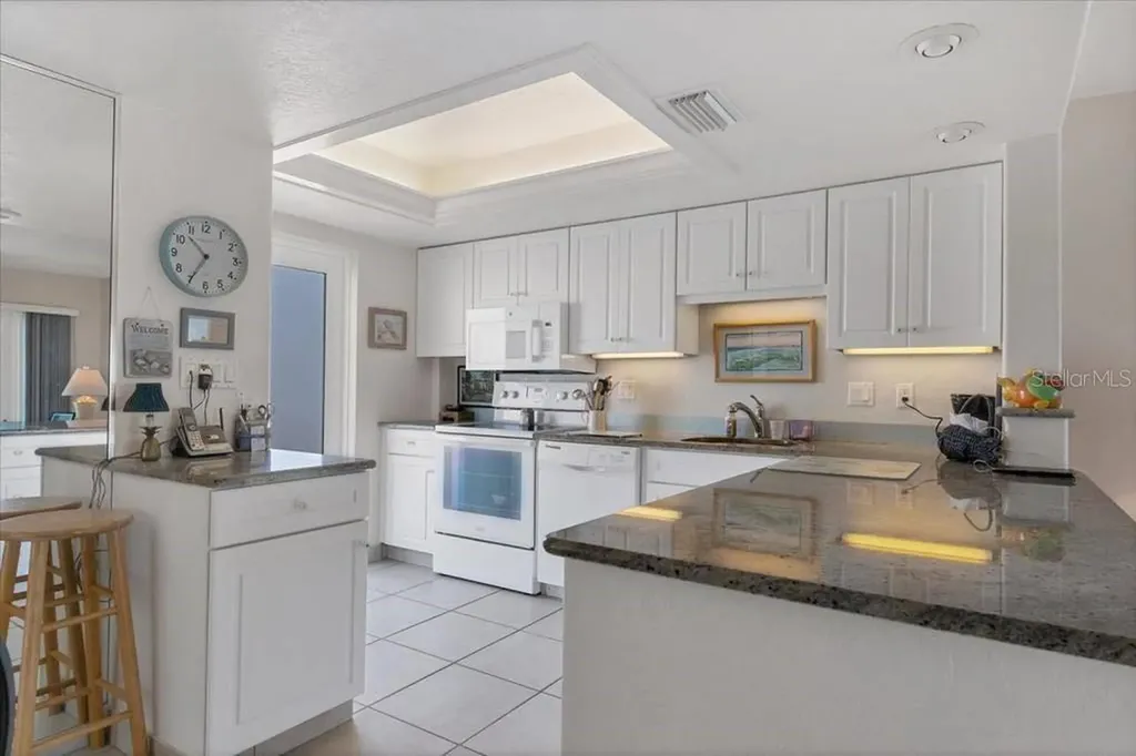 6154 Midnight Pass Road Sarasota FL 34242