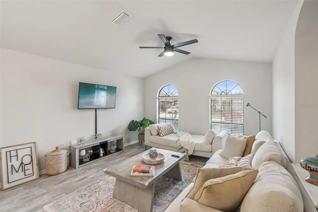 6601 Boulder Run Loop Wesley Chapel FL 33545