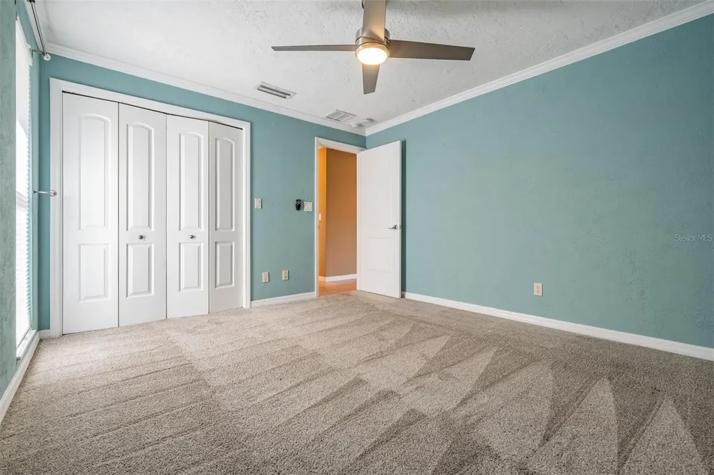 1926 Montana Avenue NE St Petersburg FL 33703